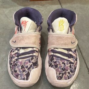 Kyrie Asia basketball shoes